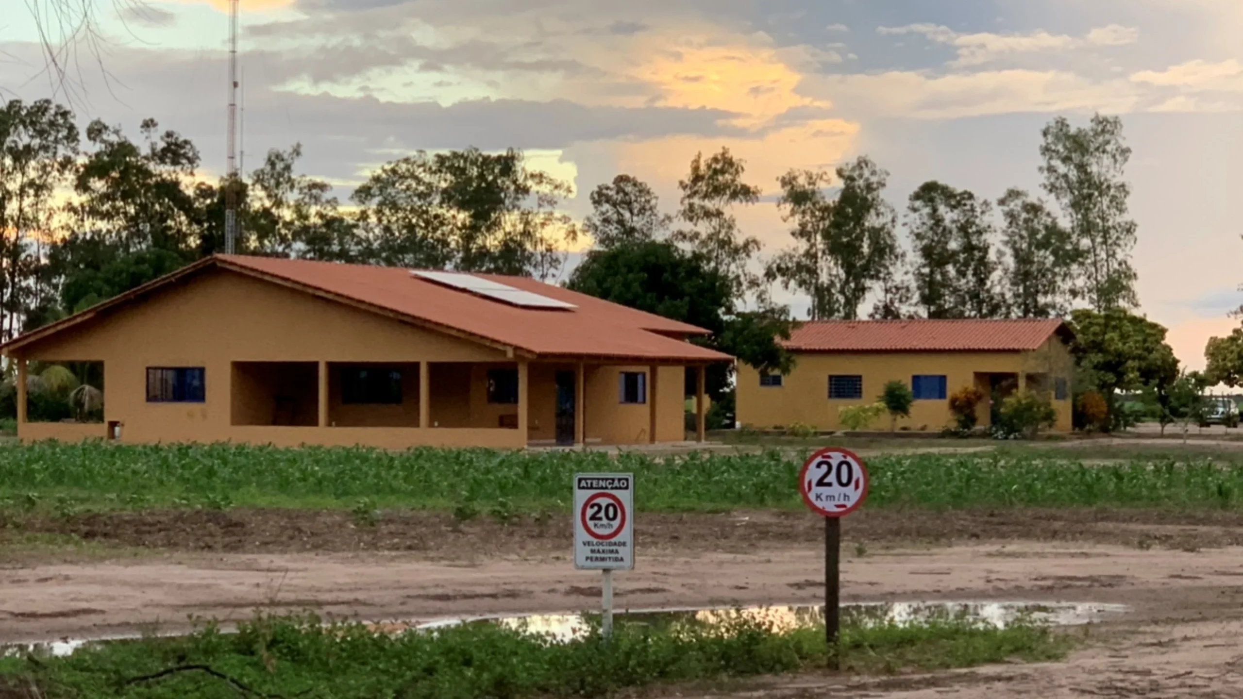 Casas de Funcionários 1